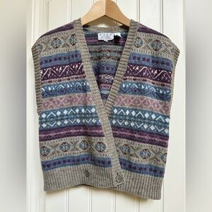 Vintage Russ Petites Grey, Blue, Purple Wool/Acrylic Blend Sweater Vest. Size M